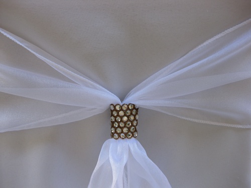 Sash buckle with small mirrors